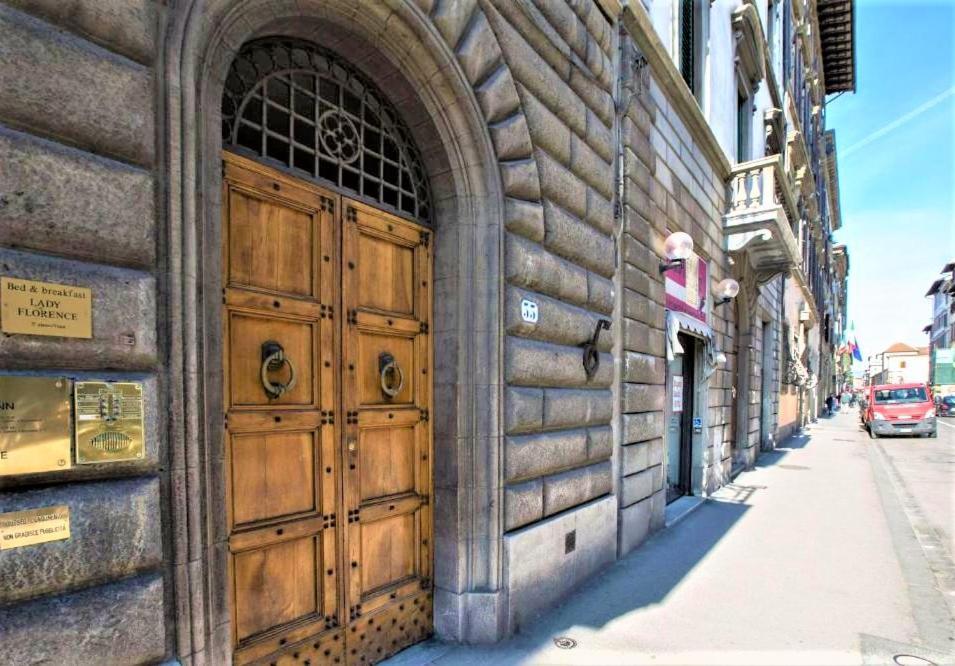 Charming Suite Cavour Heart Of Florenz Exterior foto